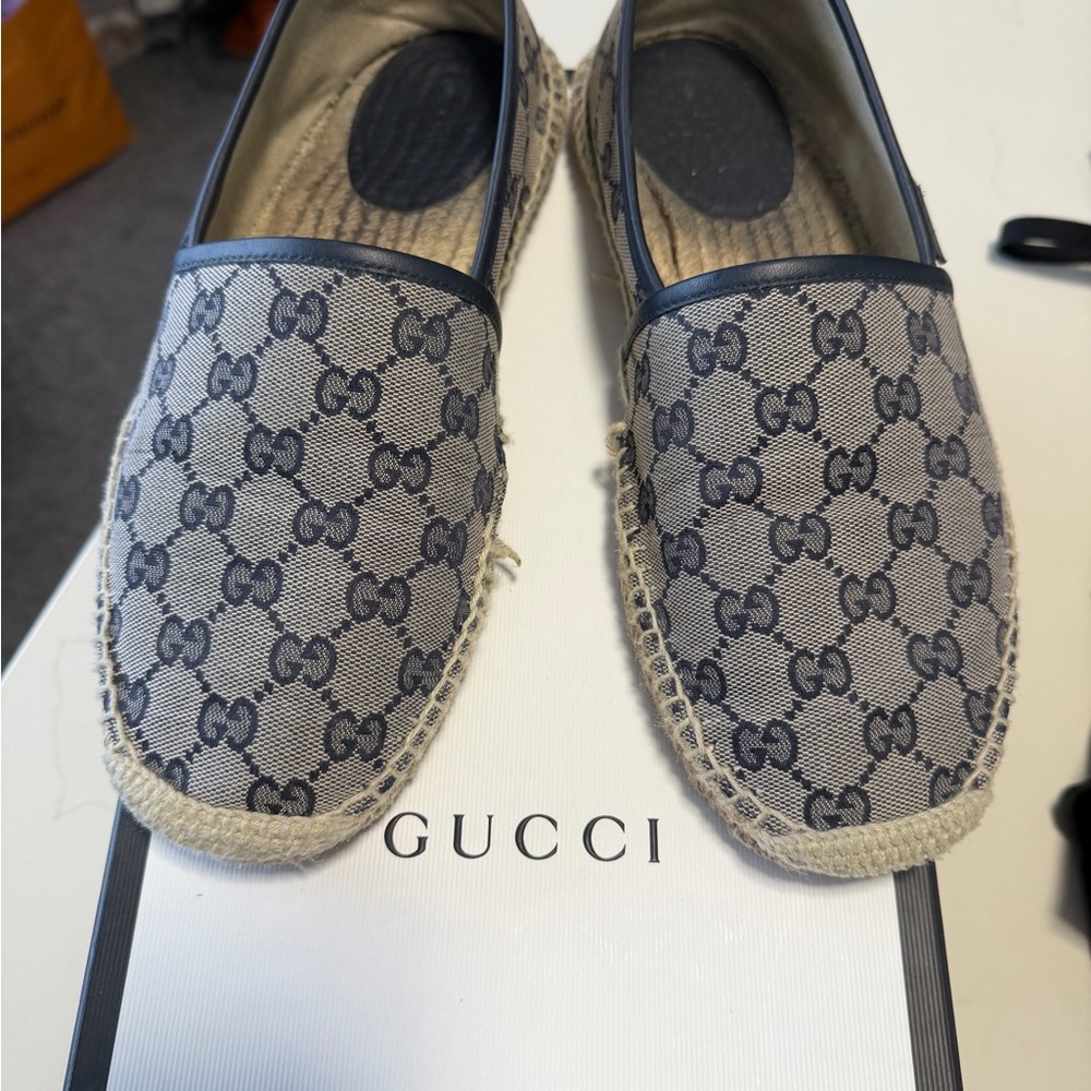 Gucci Beige and Navy Espadrilles